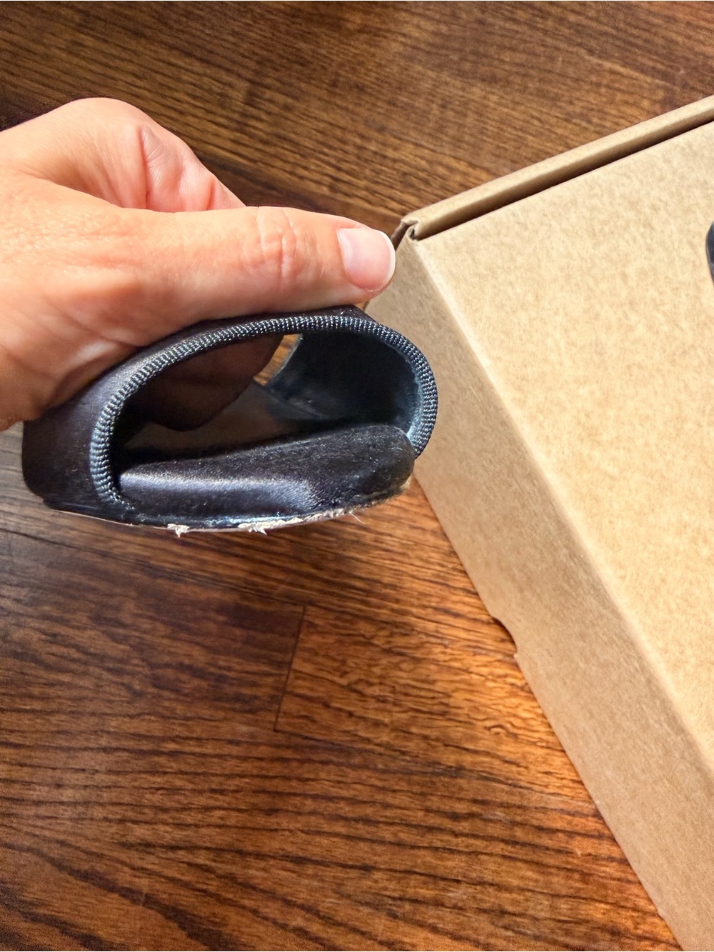 Doên Callie Minimal Black Open-Toe Slide Mules - Picture 6 of 7